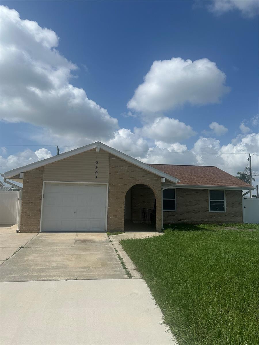 10303 123RD AVE, LARGO, FL