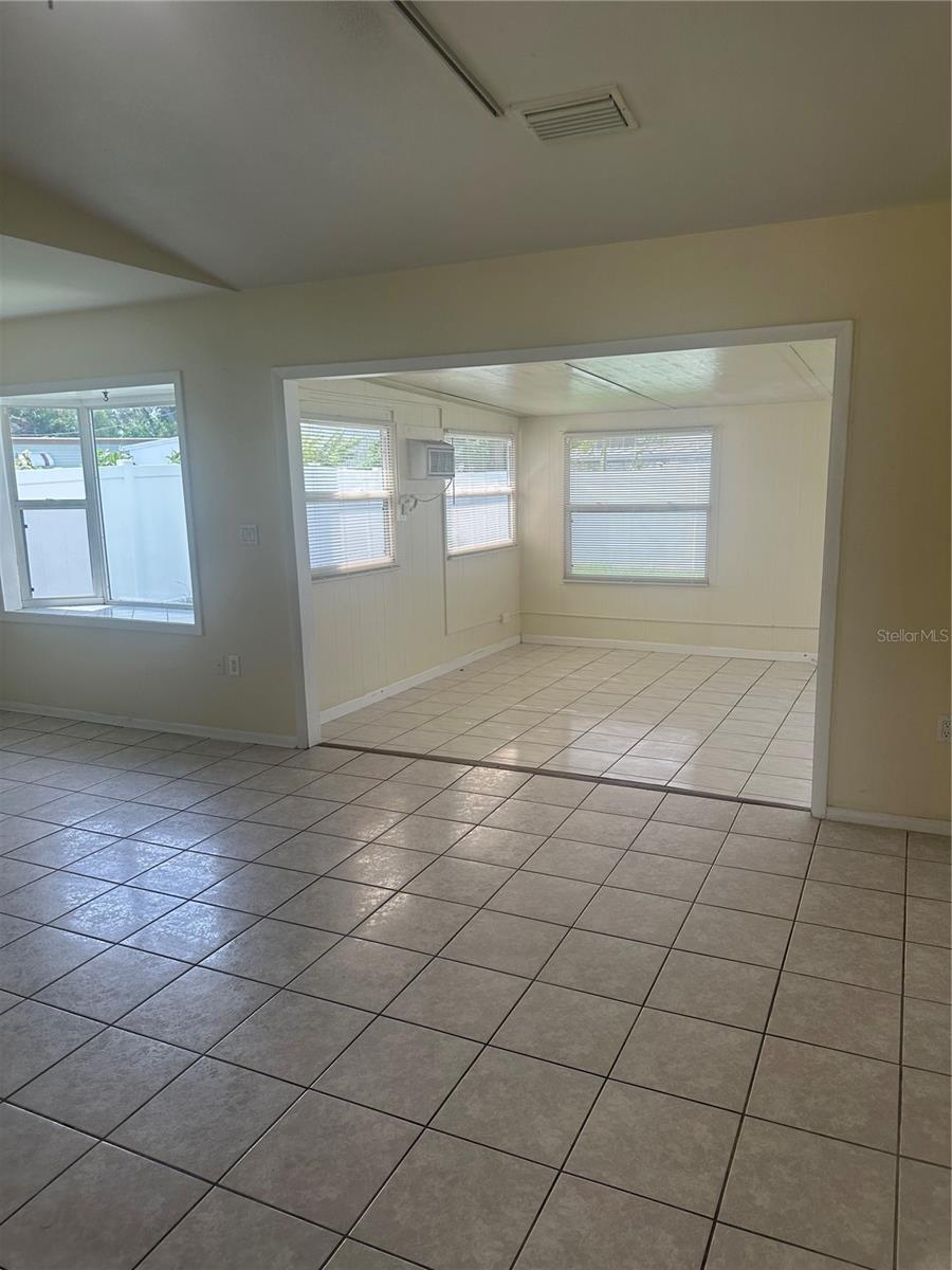 10303 123RD AVE, LARGO, FL — photo 17