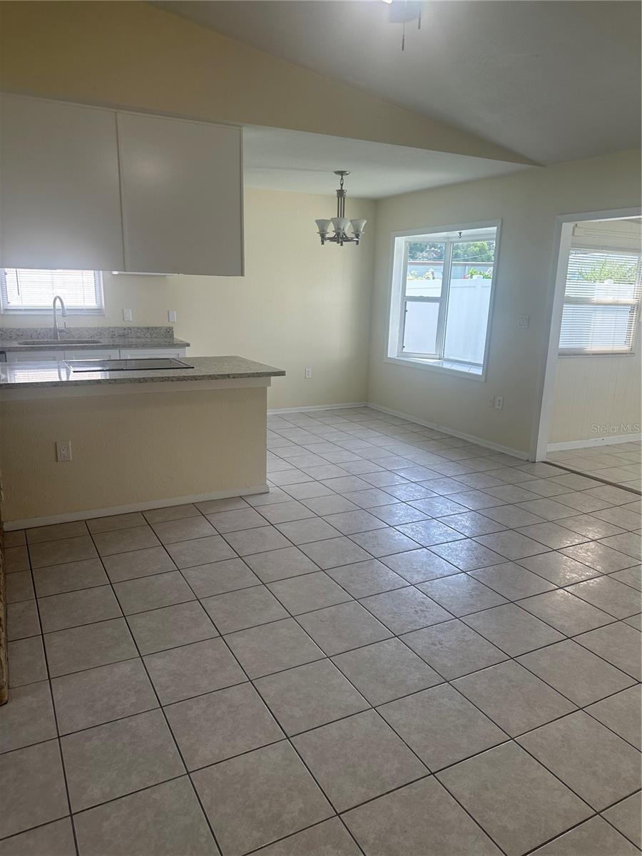 10303 123RD AVE, LARGO, FL — photo 18