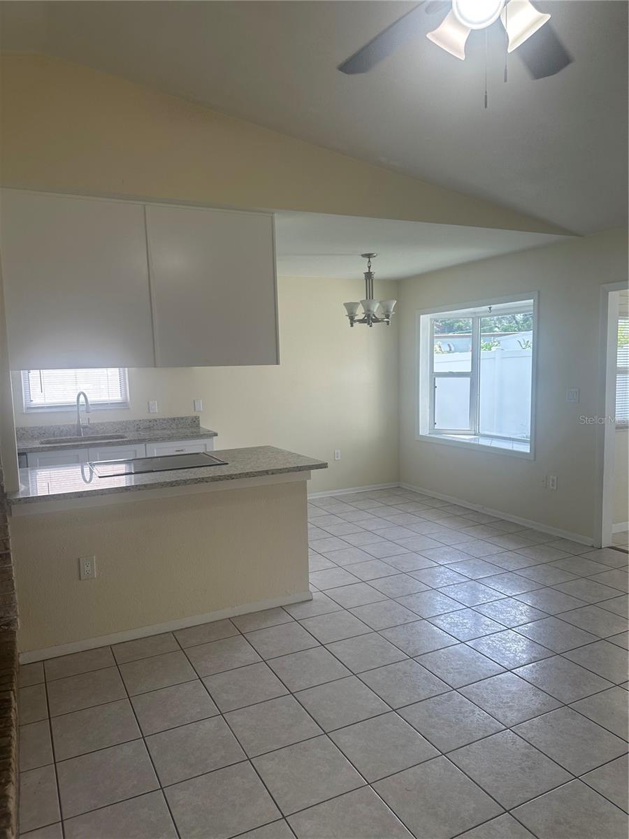 10303 123RD AVE, LARGO, FL — photo 21