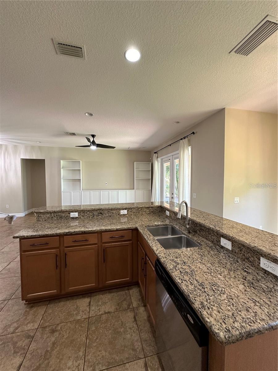 8244 PRESTBURY DR, ORLANDO, FL — photo 11