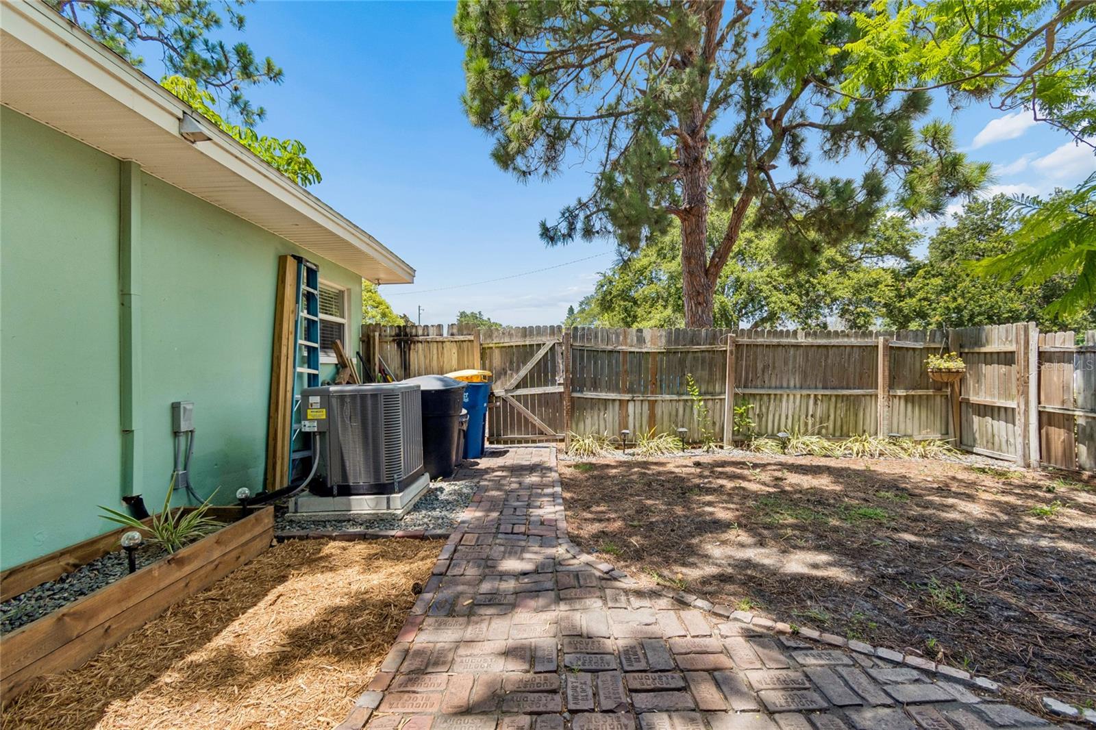 1357 S EVERGREEN AVE, CLEARWATER, FL — photo 61