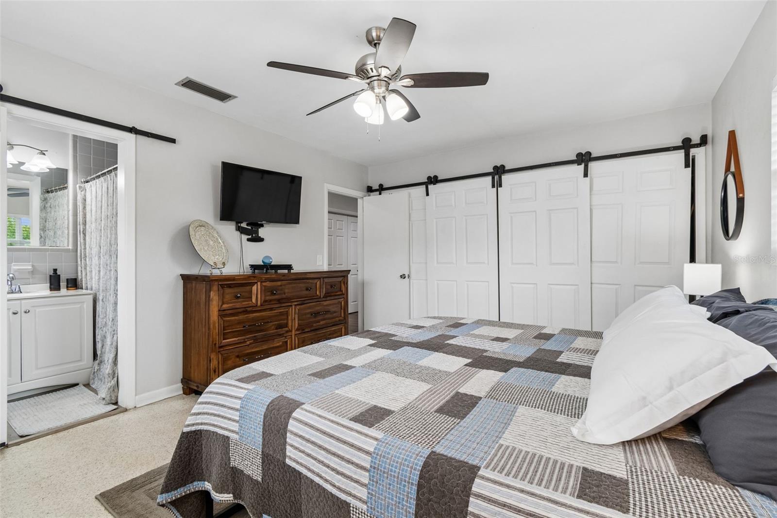 1357 S EVERGREEN AVE, CLEARWATER, FL — photo 32
