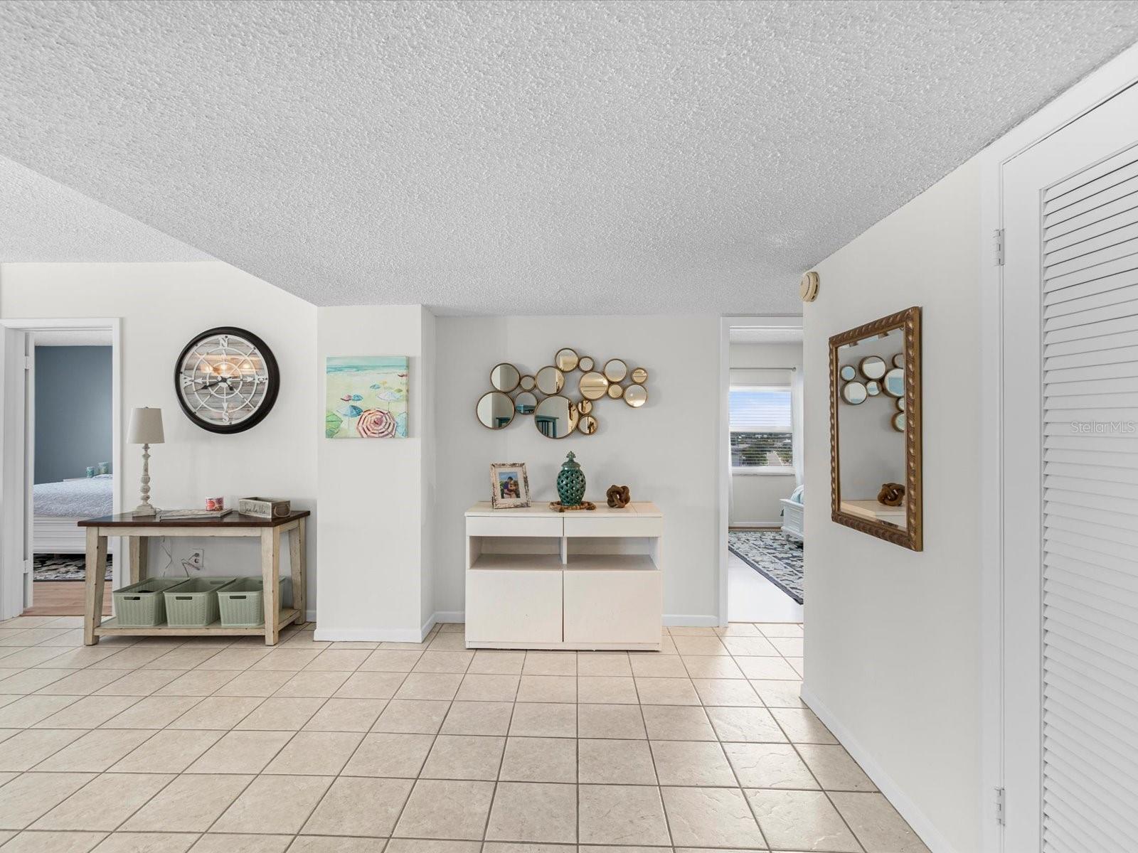 17400 GULF BLVD #J7, ST PETERSBURG, FL — photo 21