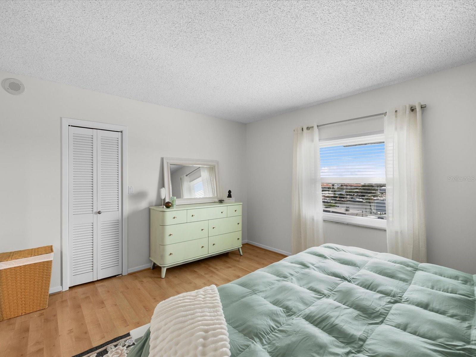 17400 GULF BLVD #J7, ST PETERSBURG, FL — photo 24
