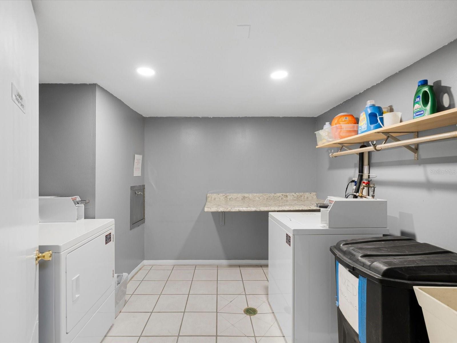 17400 GULF BLVD #J7, ST PETERSBURG, FL — photo 33