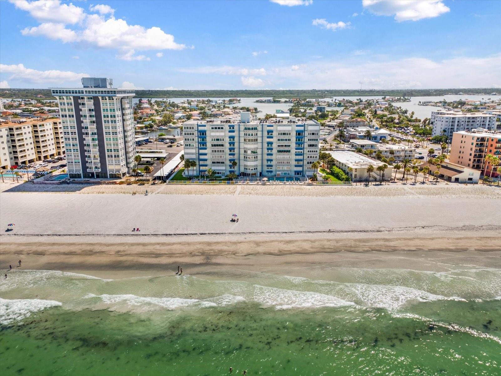 17400 GULF BLVD #J7, ST PETERSBURG, FL — photo 37