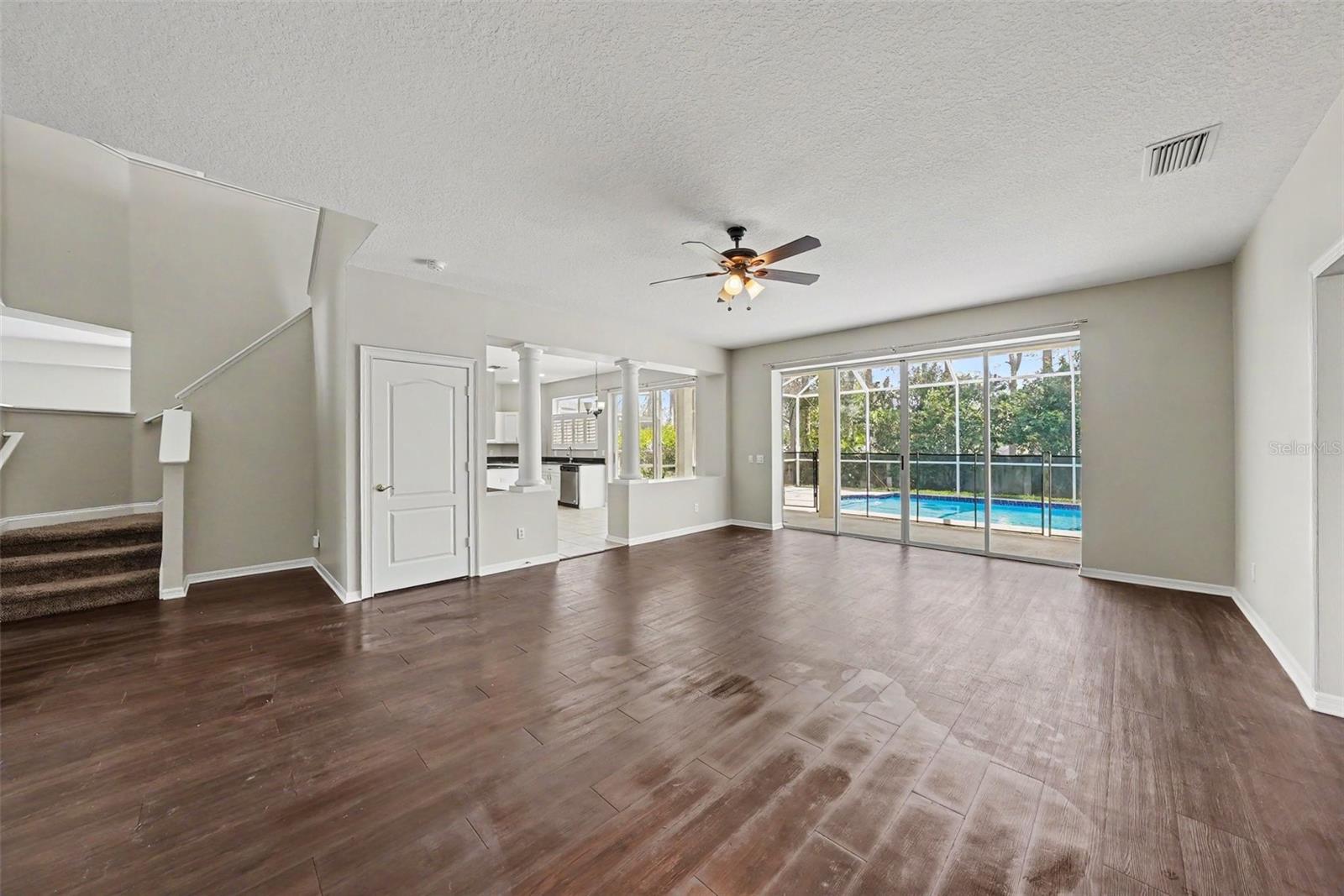 6112 CEZANNE AVE, LUTZ, FL — photo 9