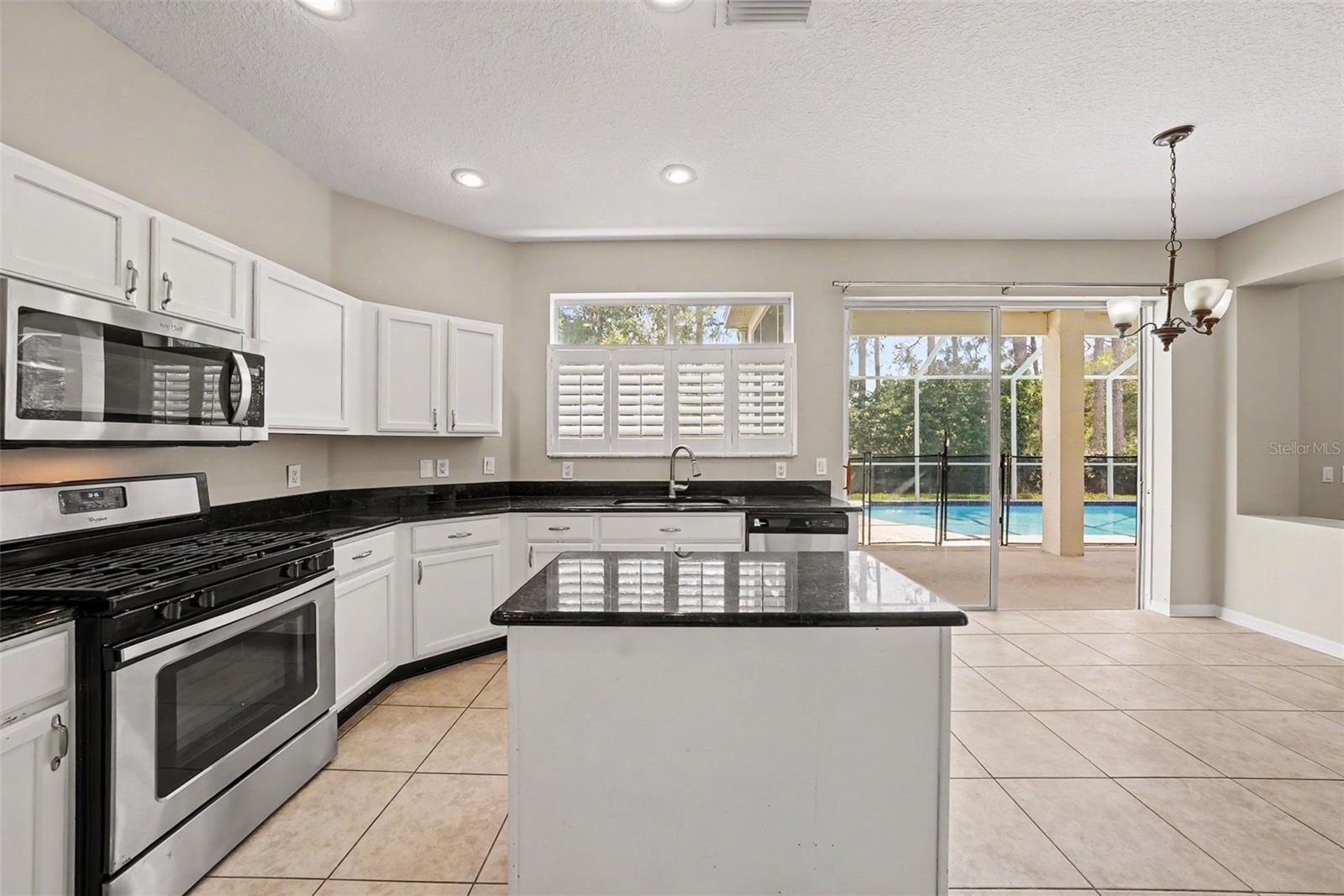 6112 CEZANNE AVE, LUTZ, FL — photo 13