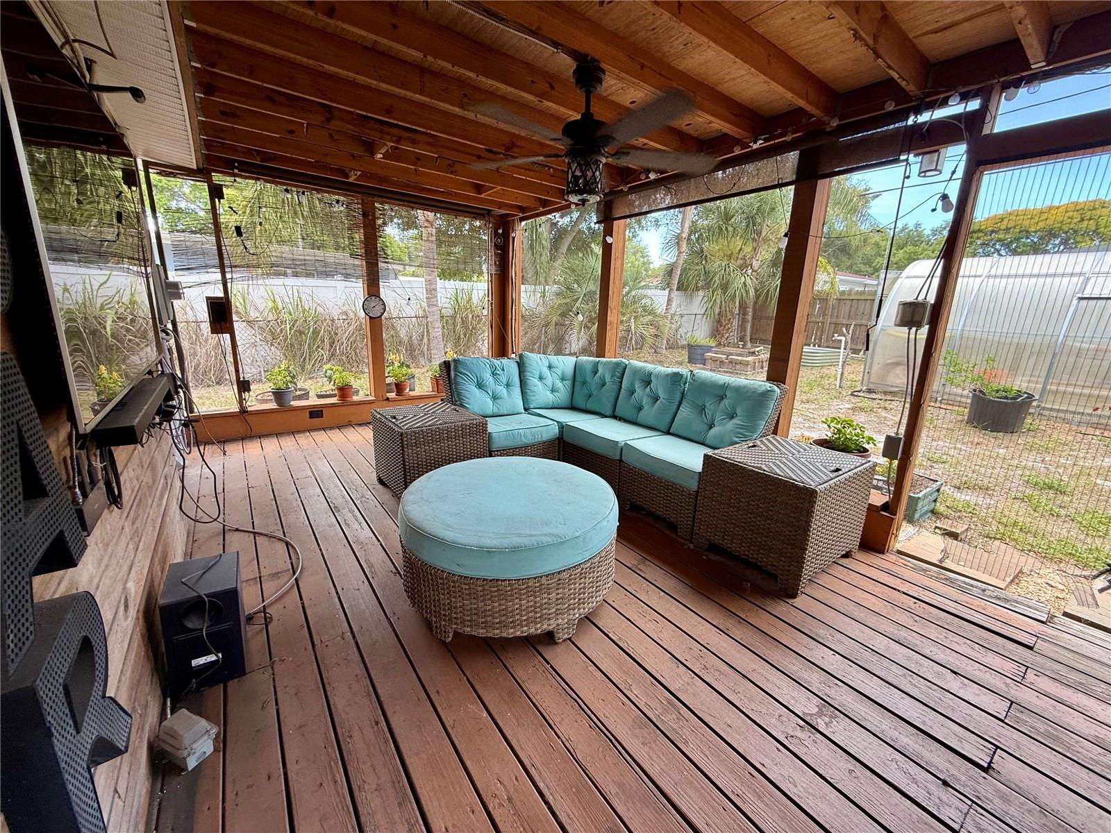 1609 SCOTT ST, CLEARWATER, FL — photo 32
