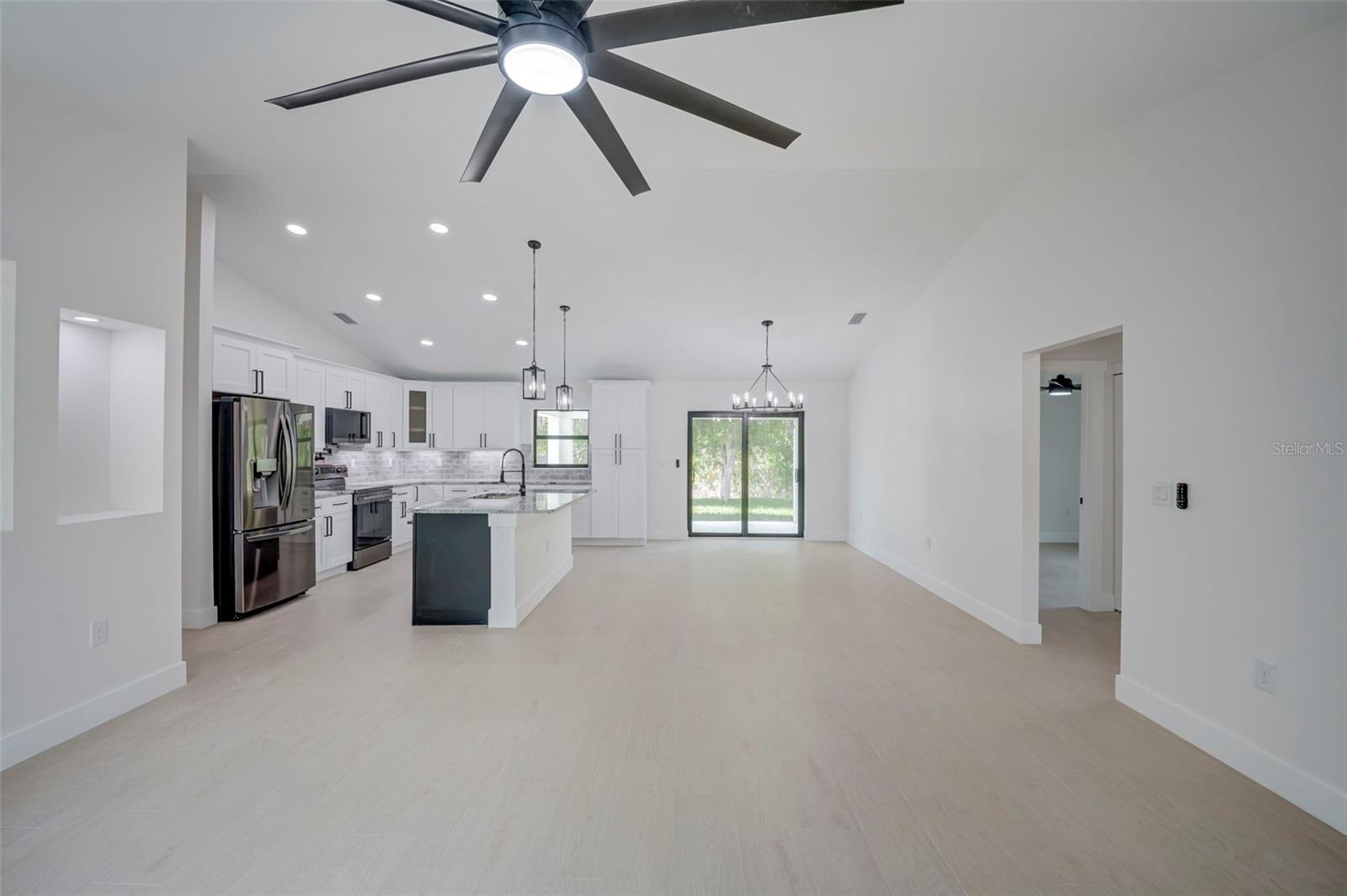 7042 GROVE BLVD, PUNTA GORDA, FL — photo 2