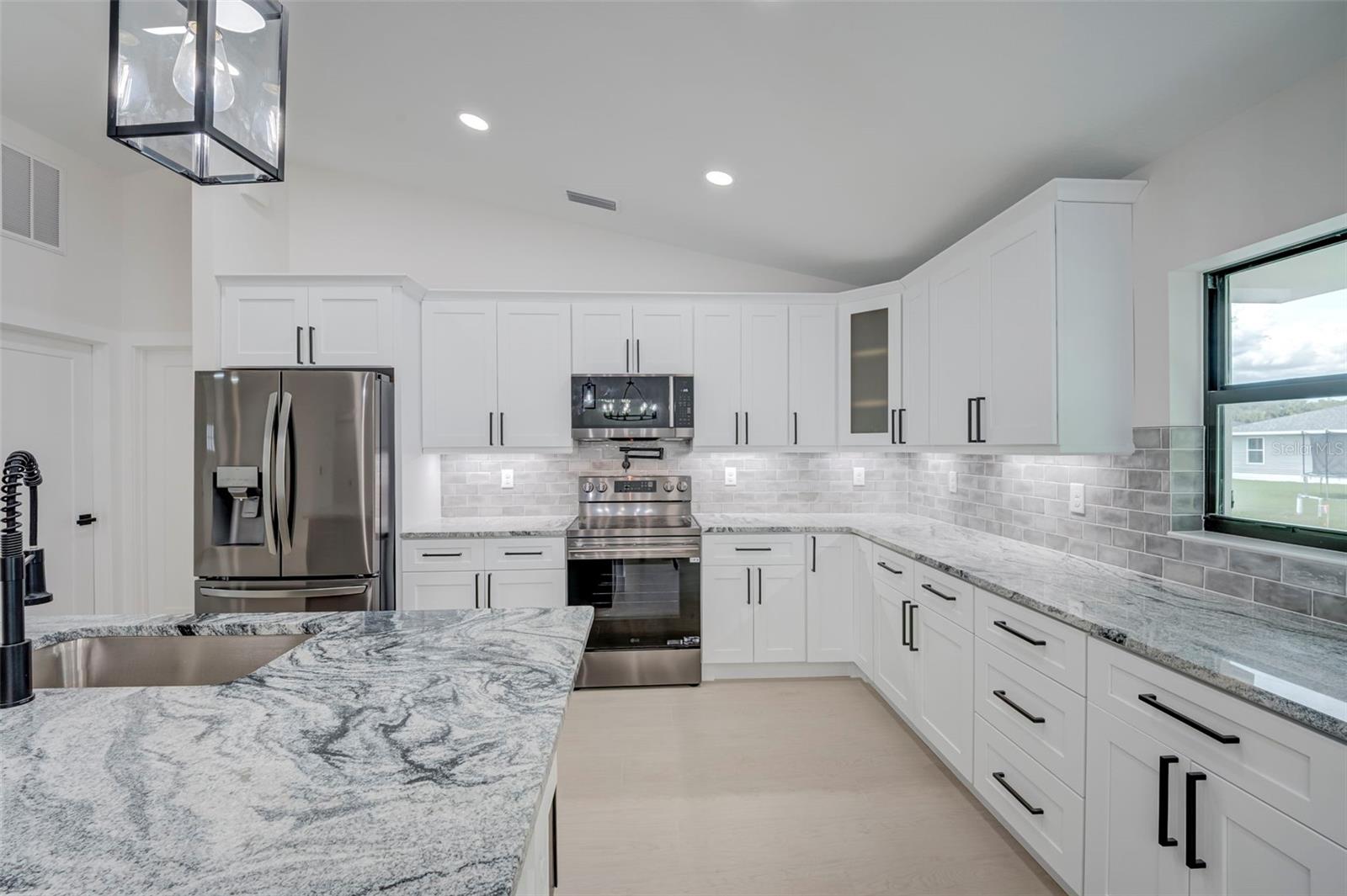 7042 GROVE BLVD, PUNTA GORDA, FL — photo 10