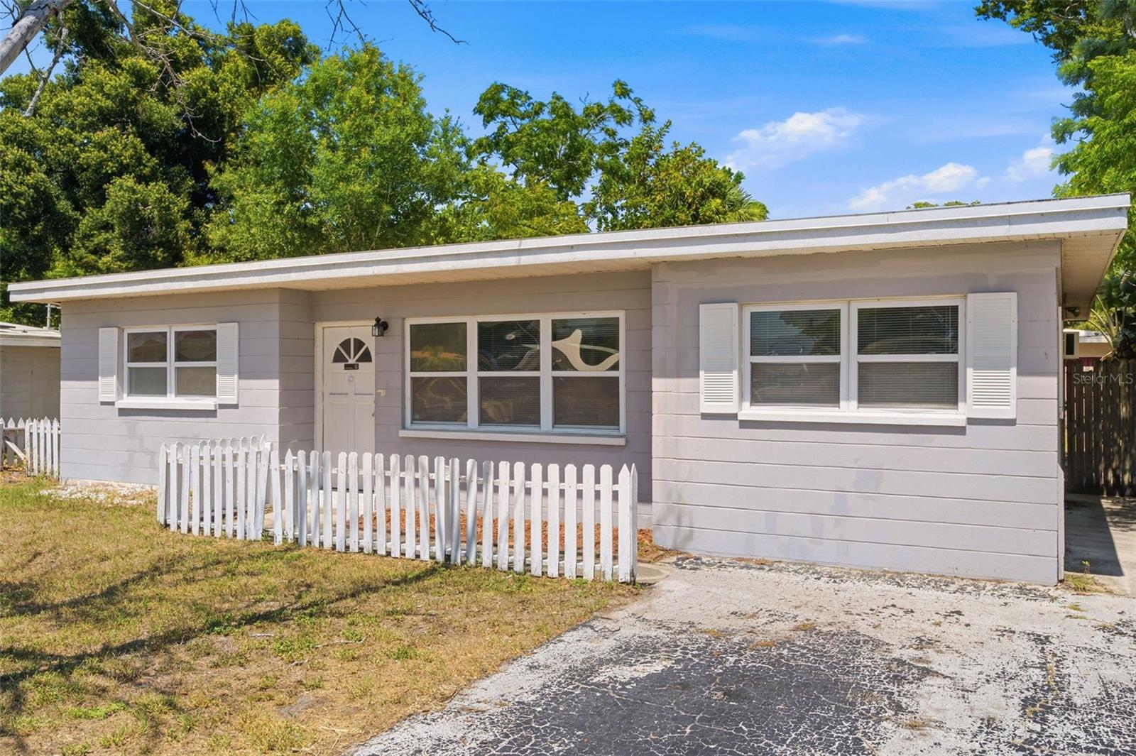 8871 93RD ST, SEMINOLE, FL