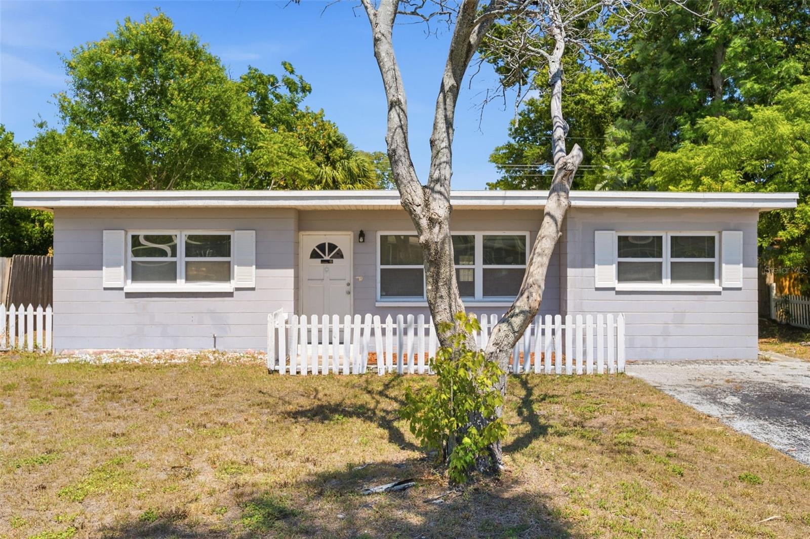 8871 93RD ST, SEMINOLE, FL — photo 2