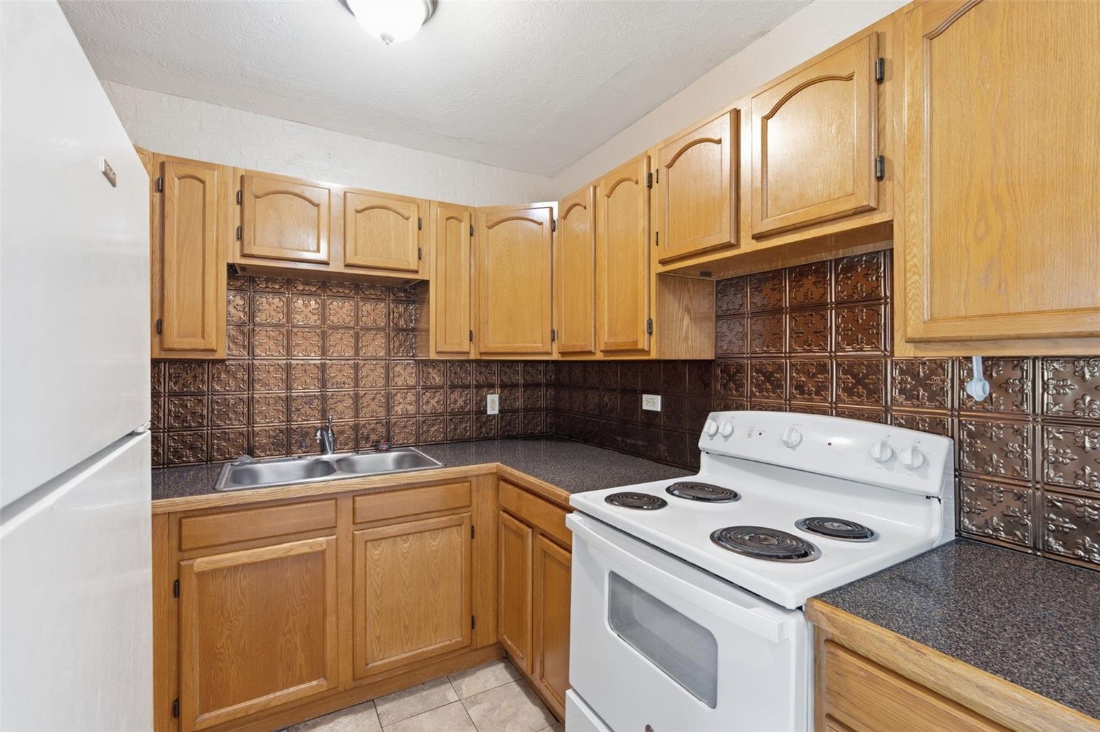8871 93RD ST, SEMINOLE, FL — photo 6