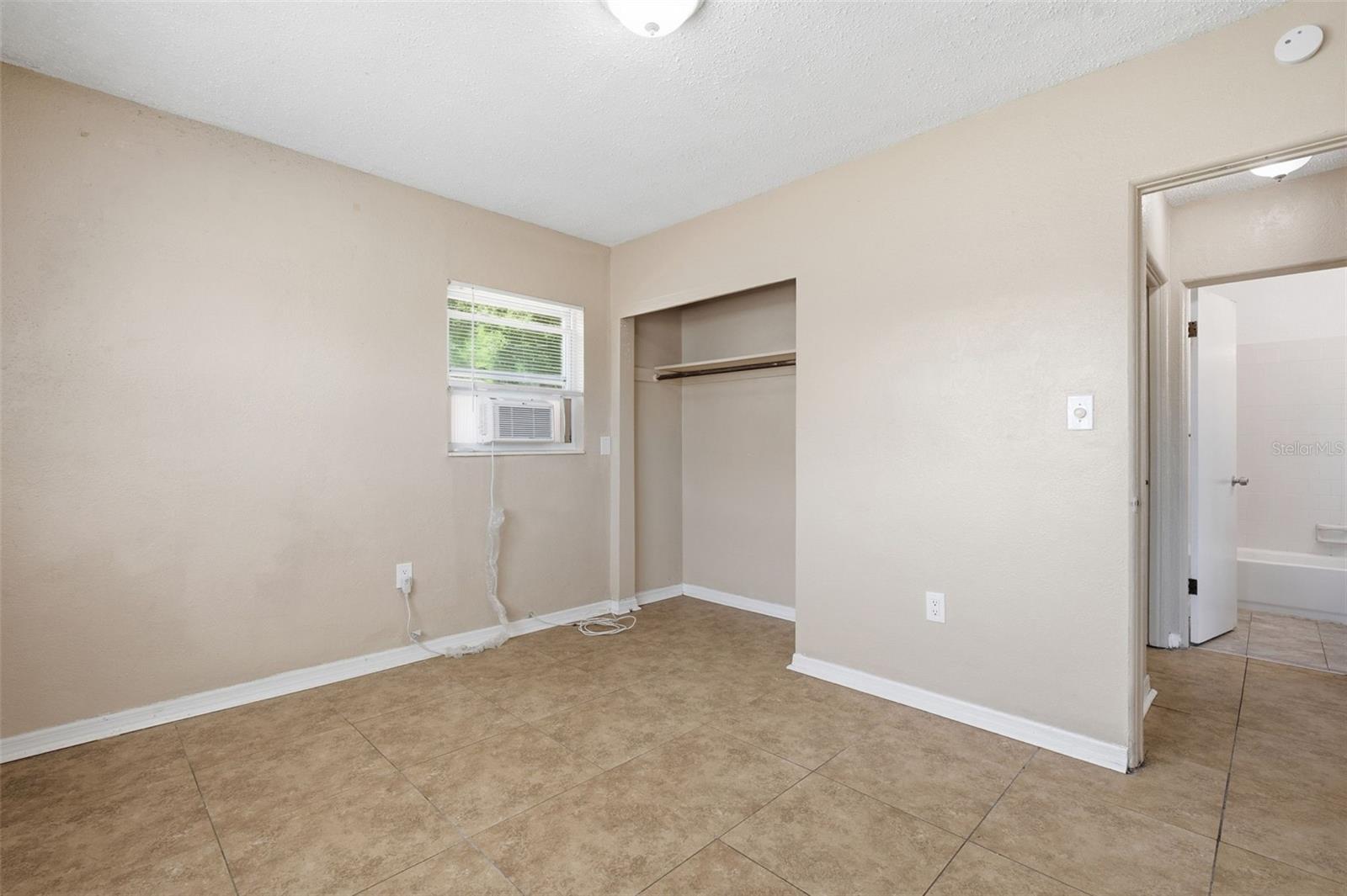 8871 93RD ST, SEMINOLE, FL — photo 13