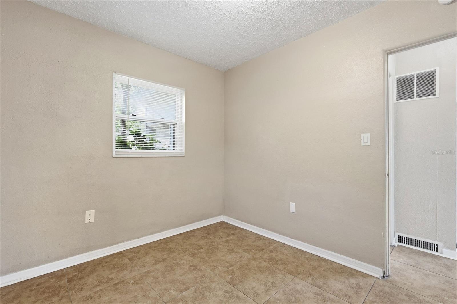 8871 93RD ST, SEMINOLE, FL — photo 15