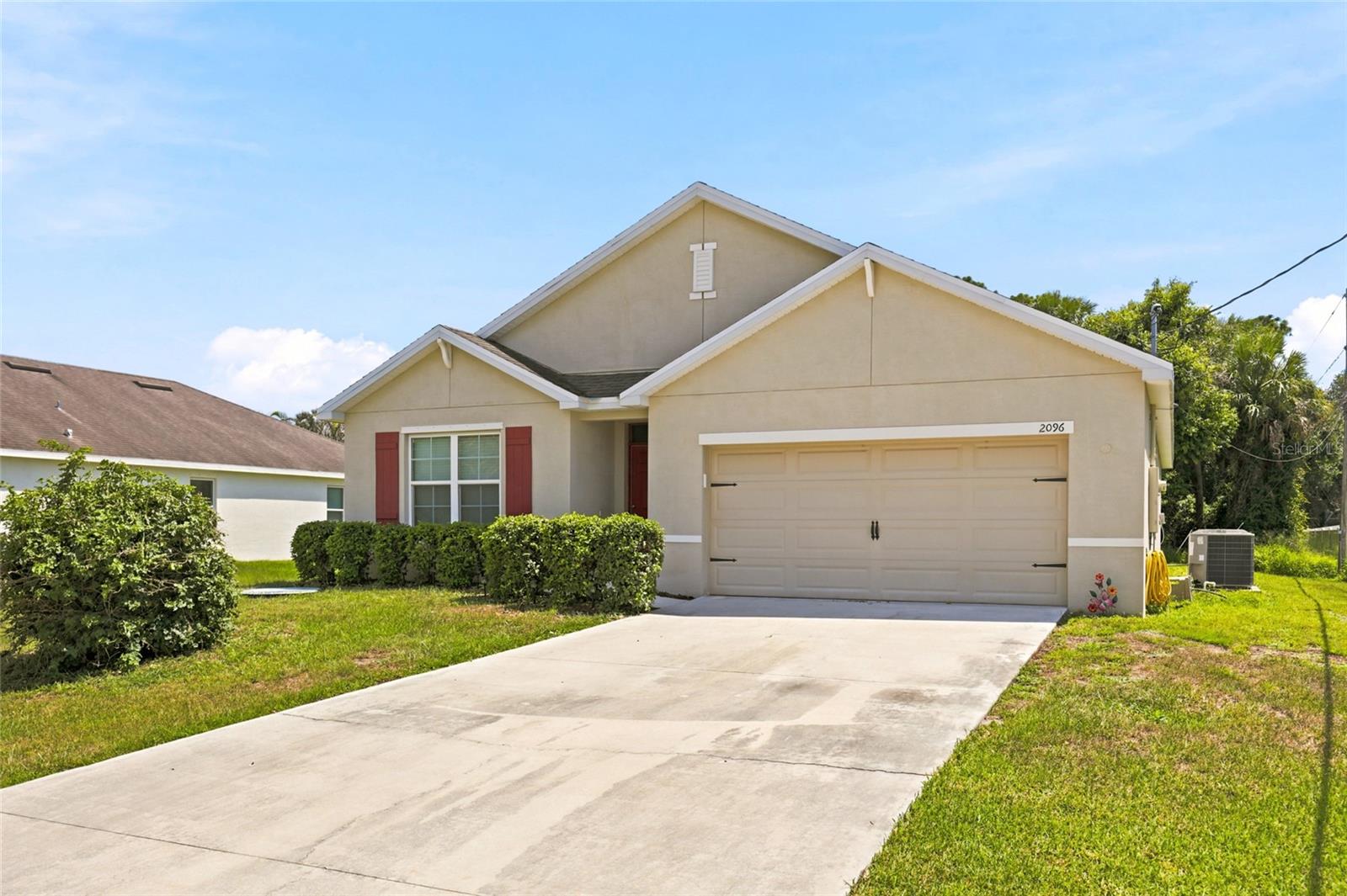 2096 SW LEAFY RD, PORT ST LUCIE, FL — photo 2