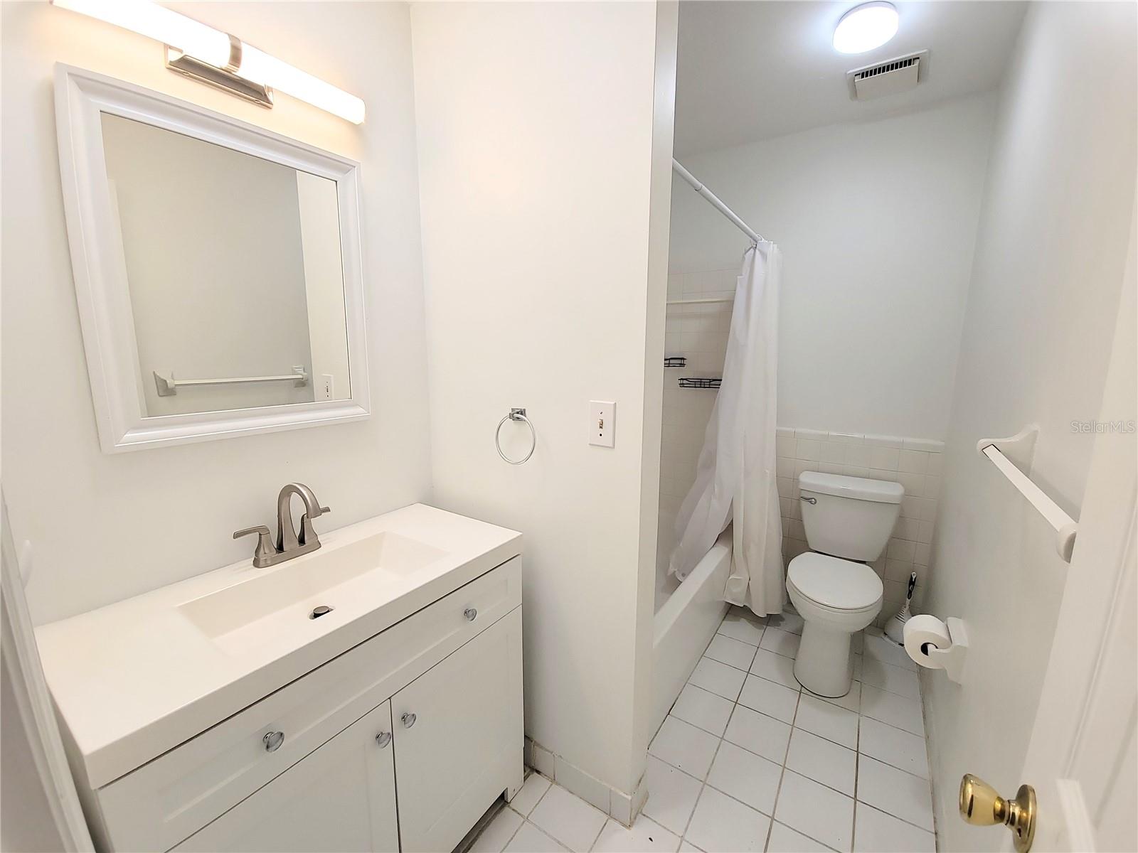 3301 NW 19TH ST, GAINESVILLE, FL — photo 8