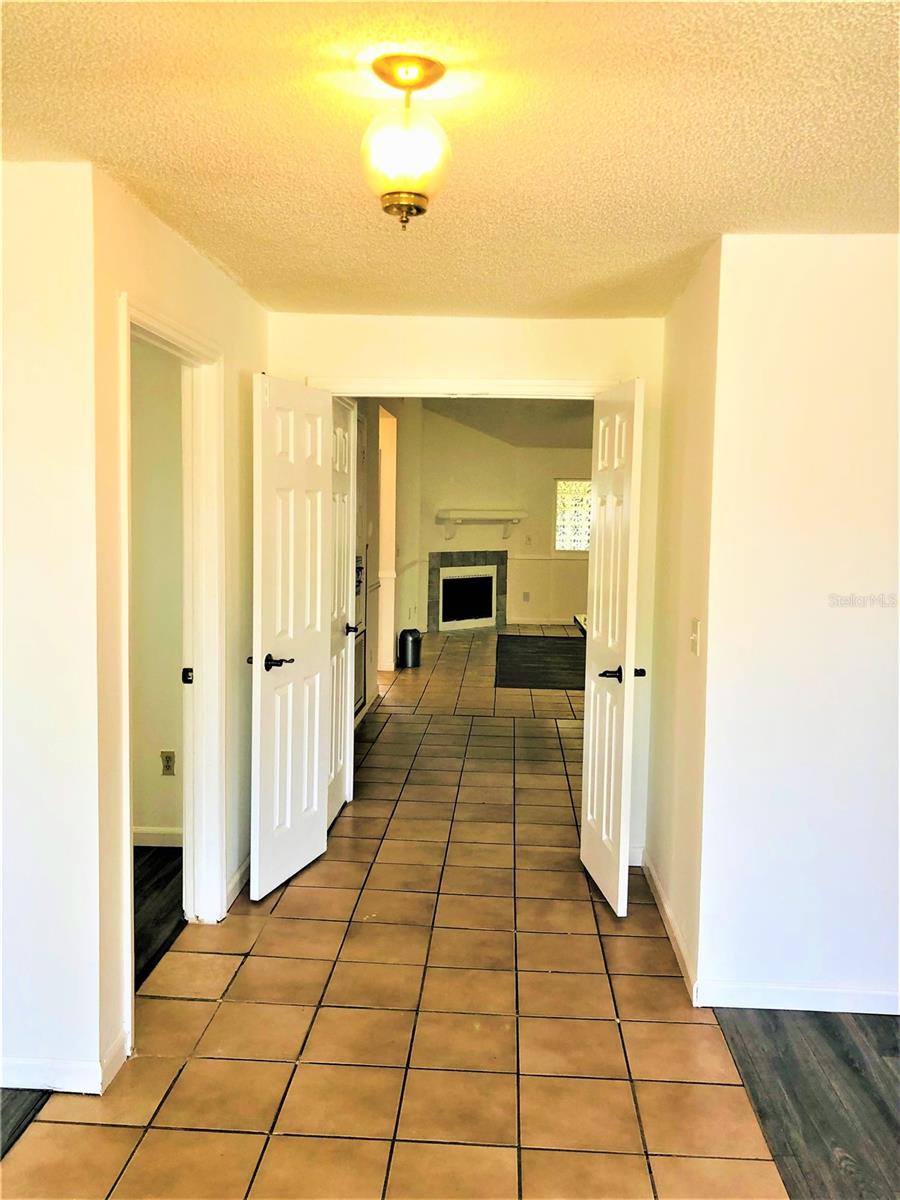 1005 AVILES CT, OVIEDO, FL — photo 2