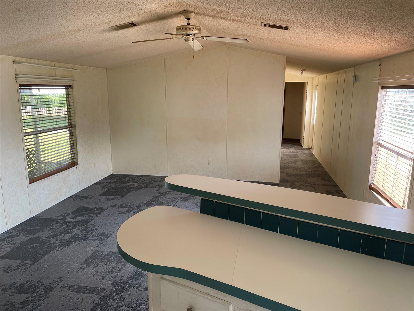 8929 HONEYWELL RD, GIBSONTON, FL — photo 12