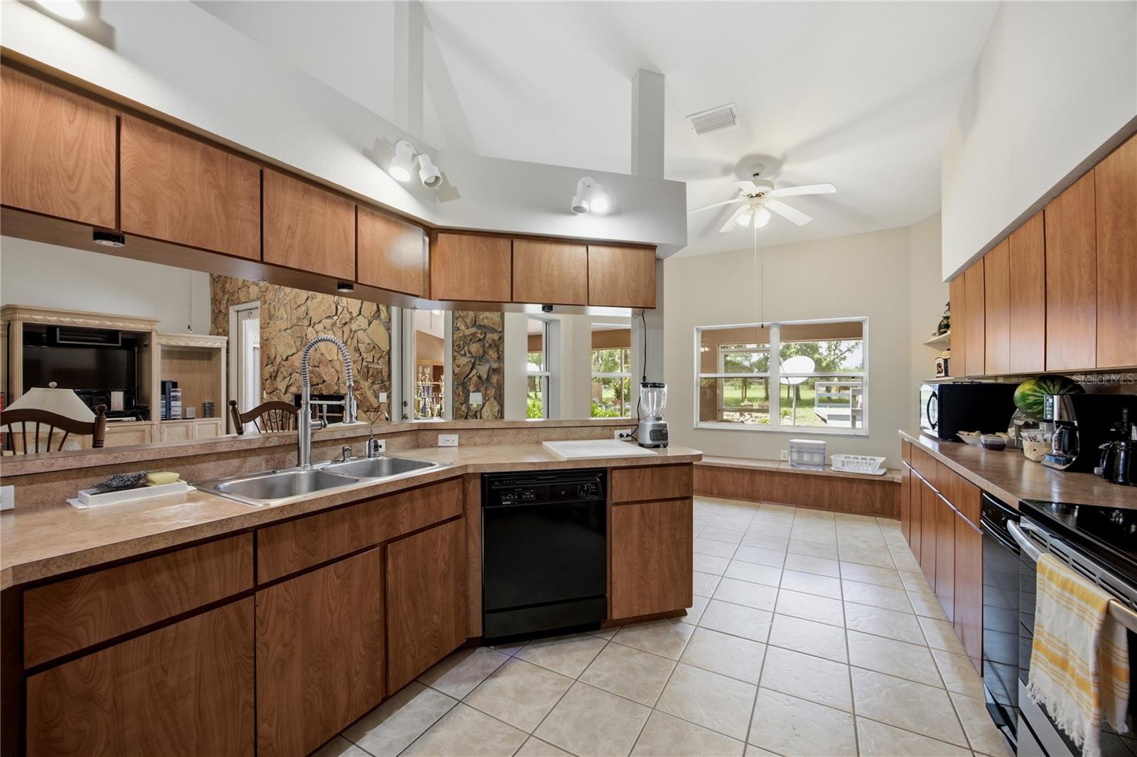 11751 SE 16TH LN, MORRISTON, FL — photo 22