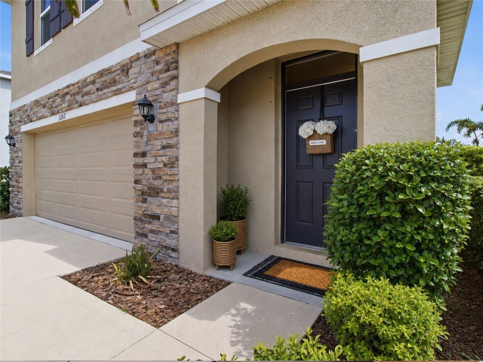 3262 HILLTOP CIR, BRADENTON, FL — photo 2