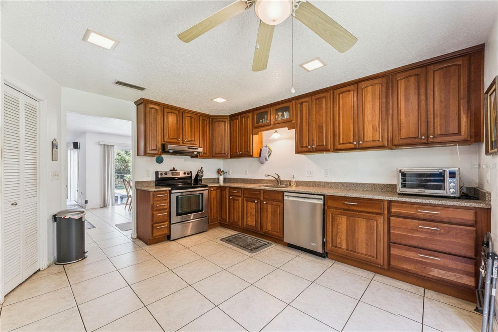 5450 ALLEN ST, MIMS, FL — photo 17