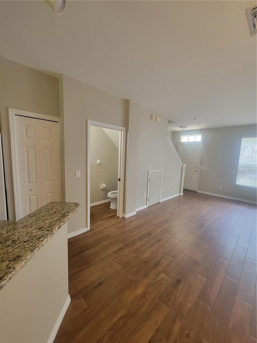 2221 GOLDEN OAK LN, VALRICO, FL — photo 7