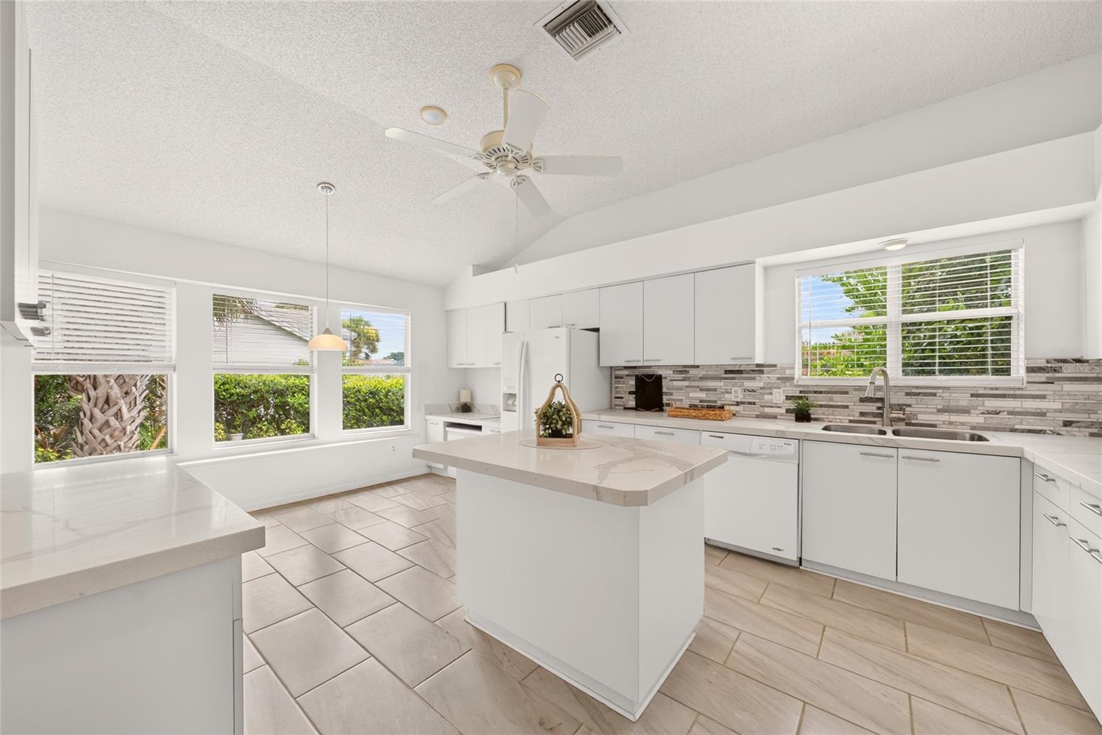 1101 MONTEREY LN, THE VILLAGES, FL — photo 26