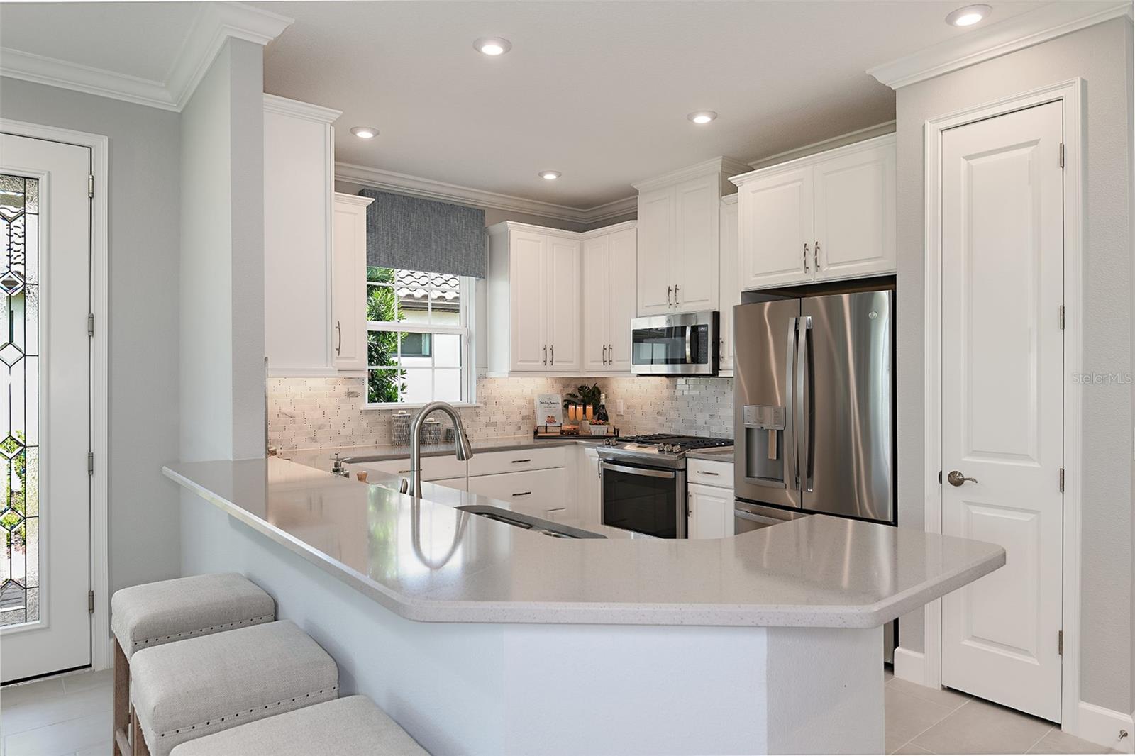 13332 SANTINI CIR, ENGLEWOOD, FL — photo 5
