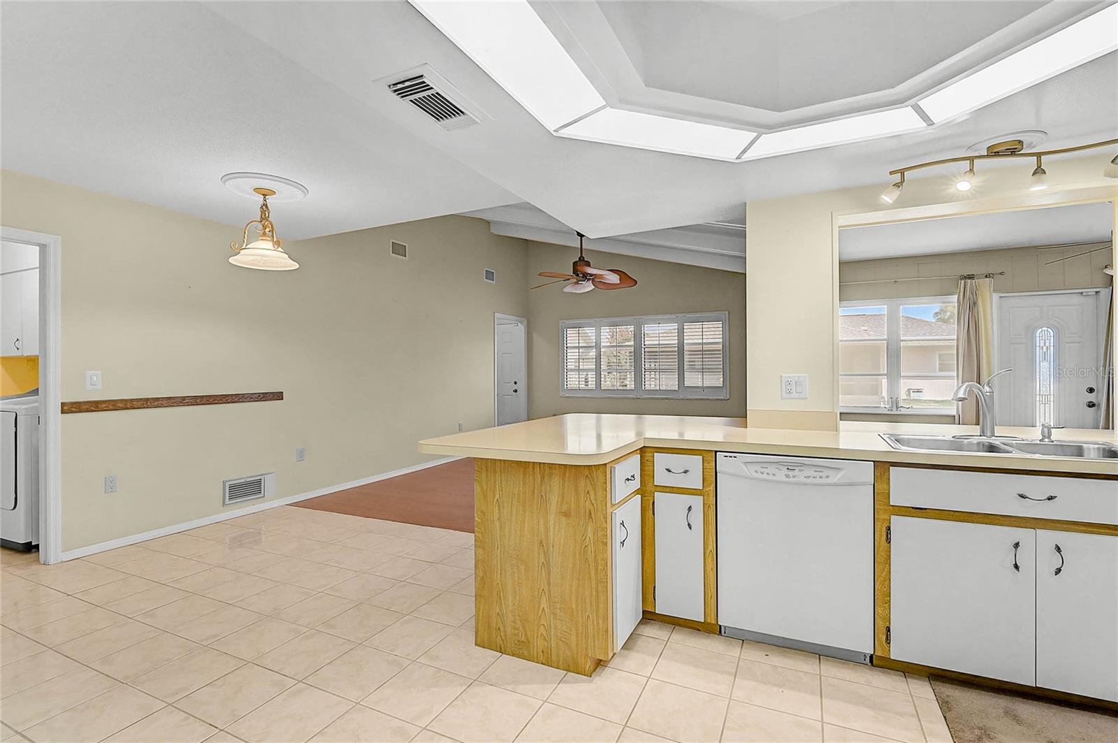 5852 LINCOLN RD, VENICE, FL — photo 7