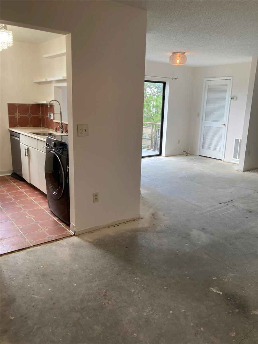 7975 58TH AVE N #408, ST PETERSBURG, FL — photo 16