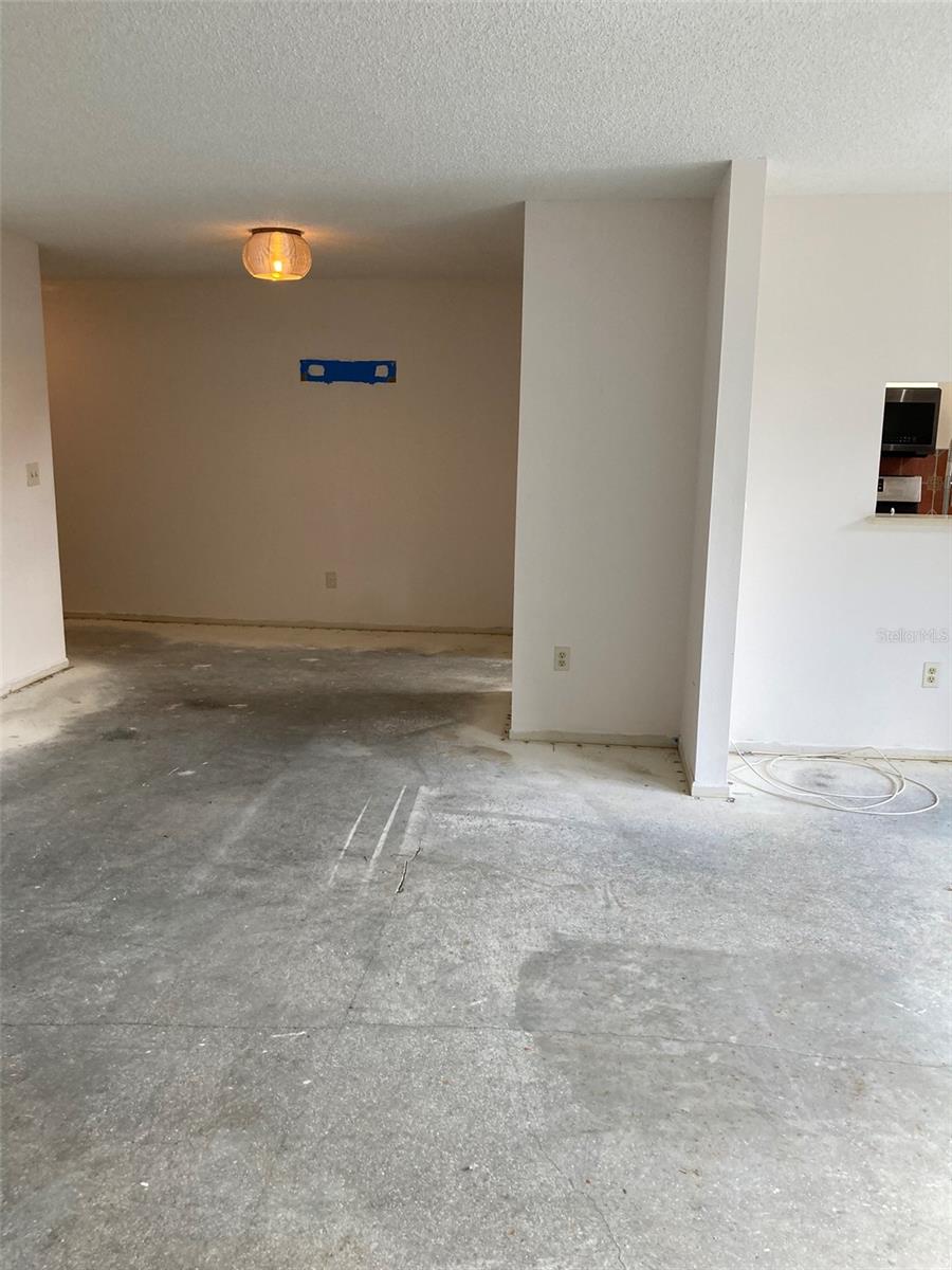 7975 58TH AVE N #408, ST PETERSBURG, FL — photo 30