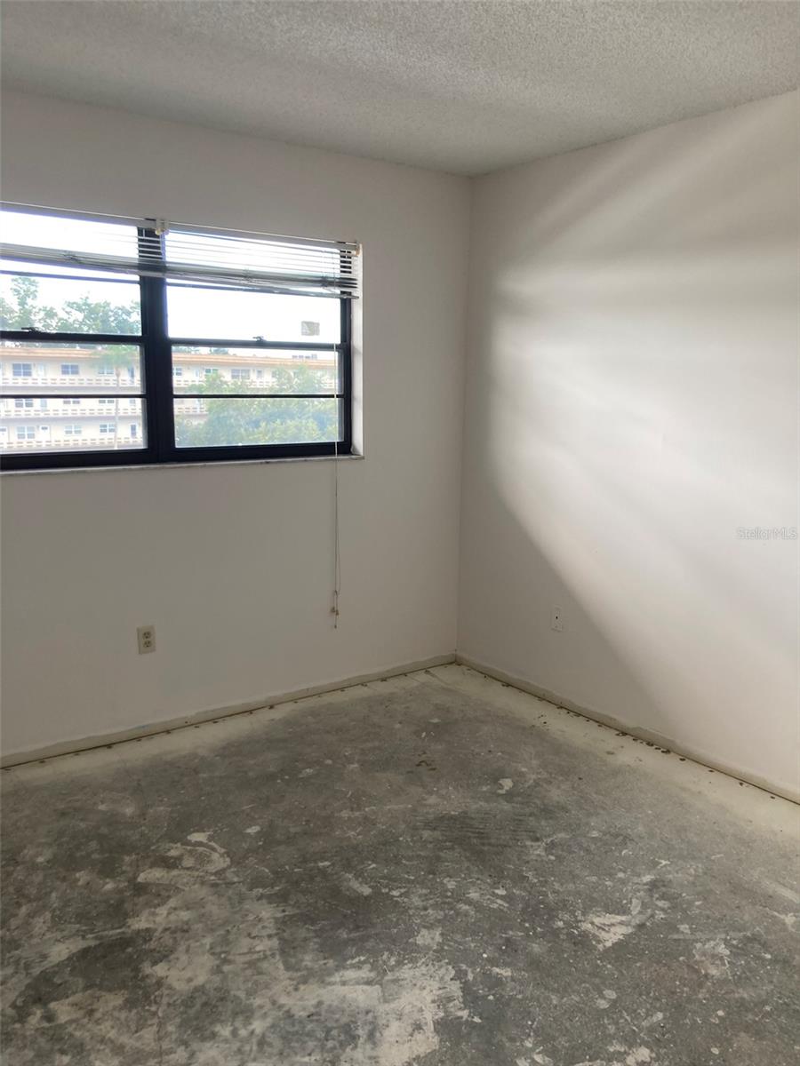 7975 58TH AVE N #408, ST PETERSBURG, FL — photo 35