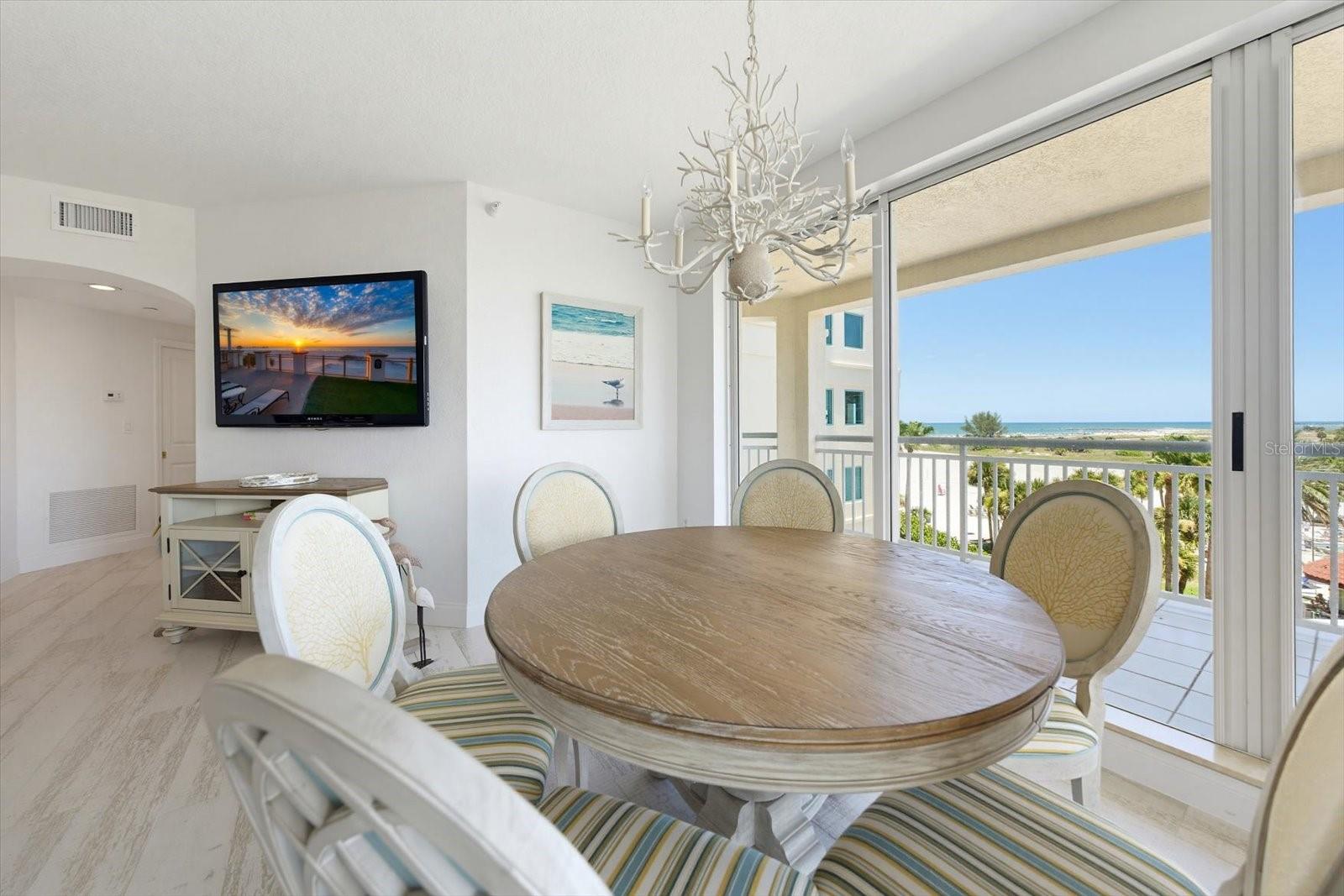 1170 GULF BLVD #404, CLEARWATER BEACH, FL — photo 7