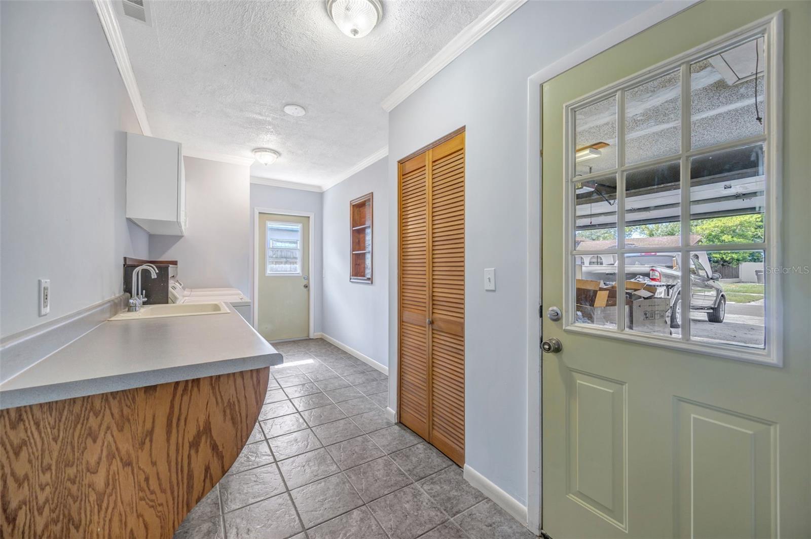 4608 SOUTHBREEZE DR, TAMPA, FL — photo 39