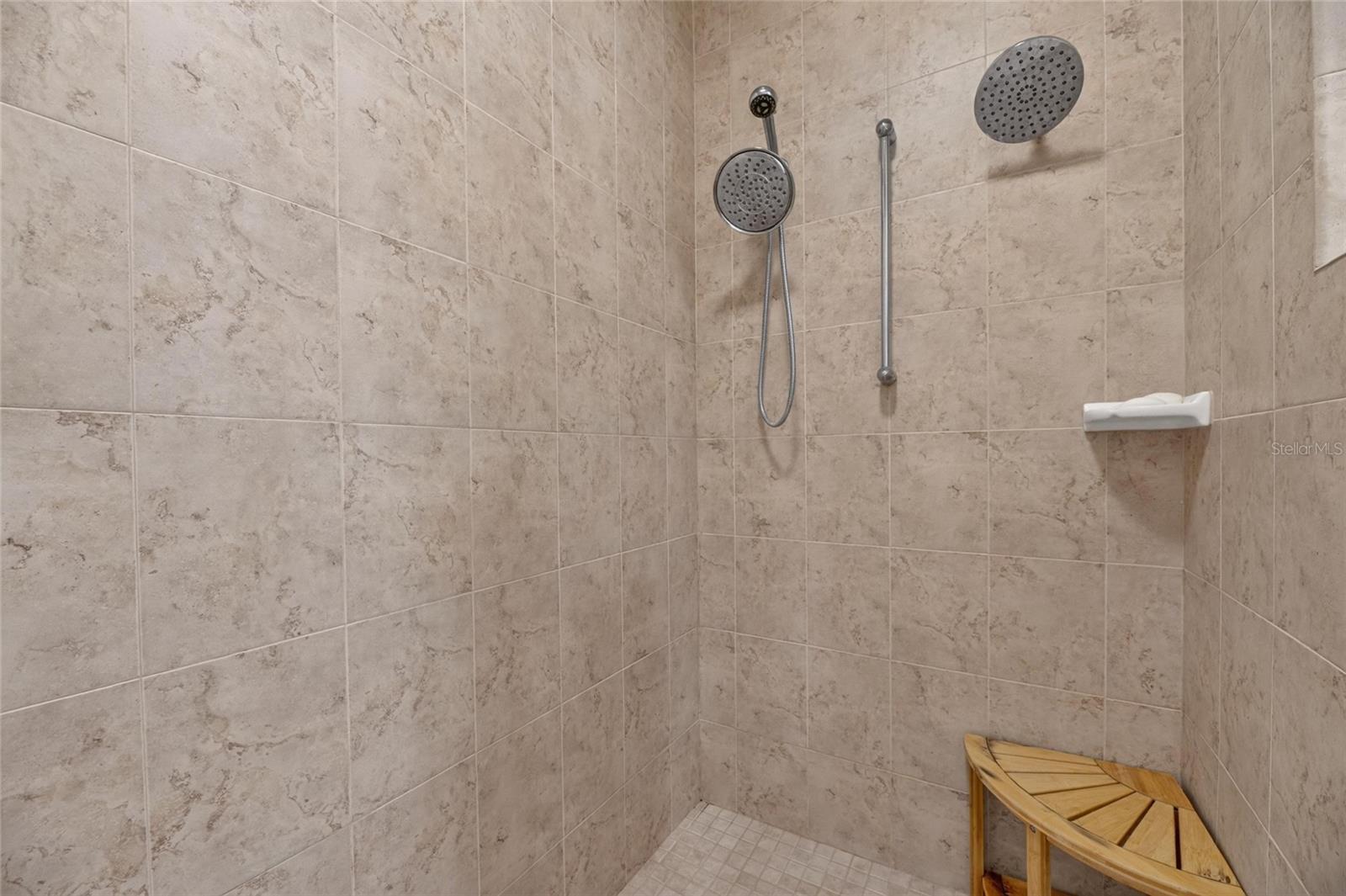 713 ISLEBAY DR, APOLLO BEACH, FL — photo 45