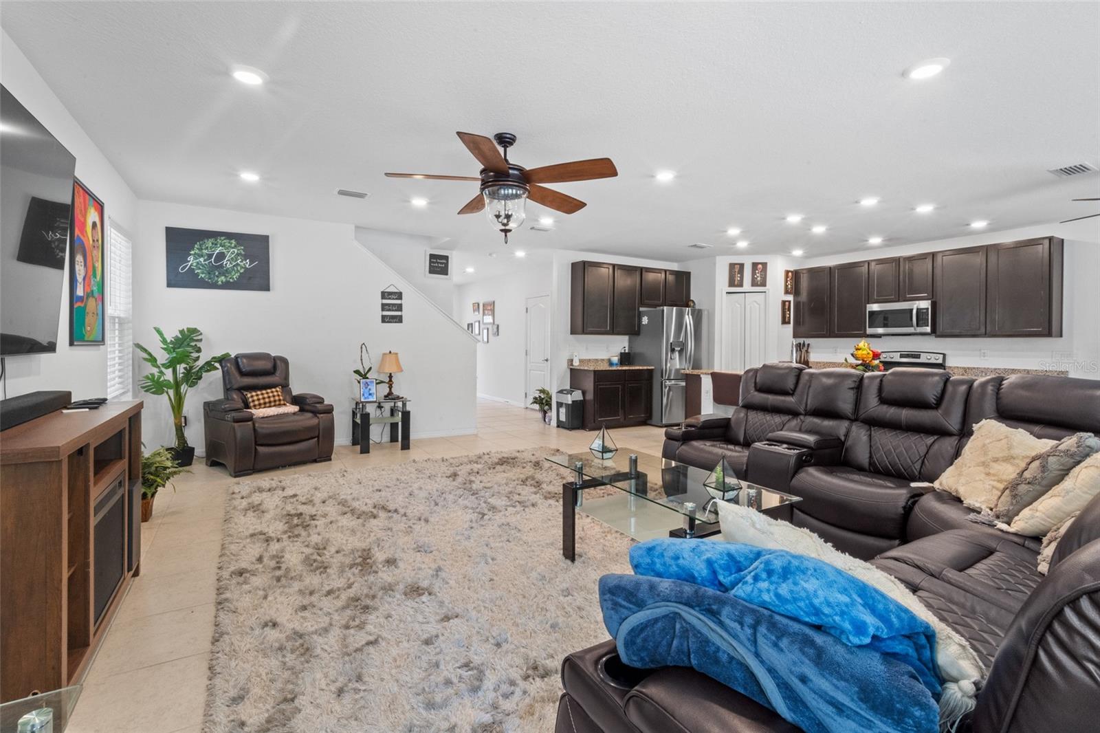 672 NW 247TH TERR, NEWBERRY, FL — photo 9