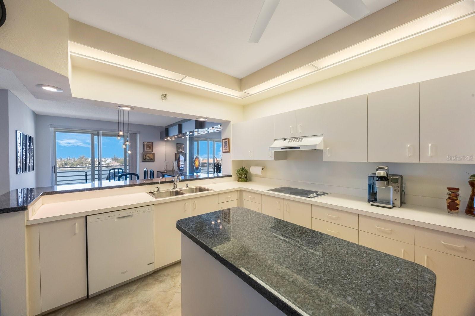 7872 SAILBOAT KEY BLVD S #PH602, SOUTH PASADENA, FL — photo 17