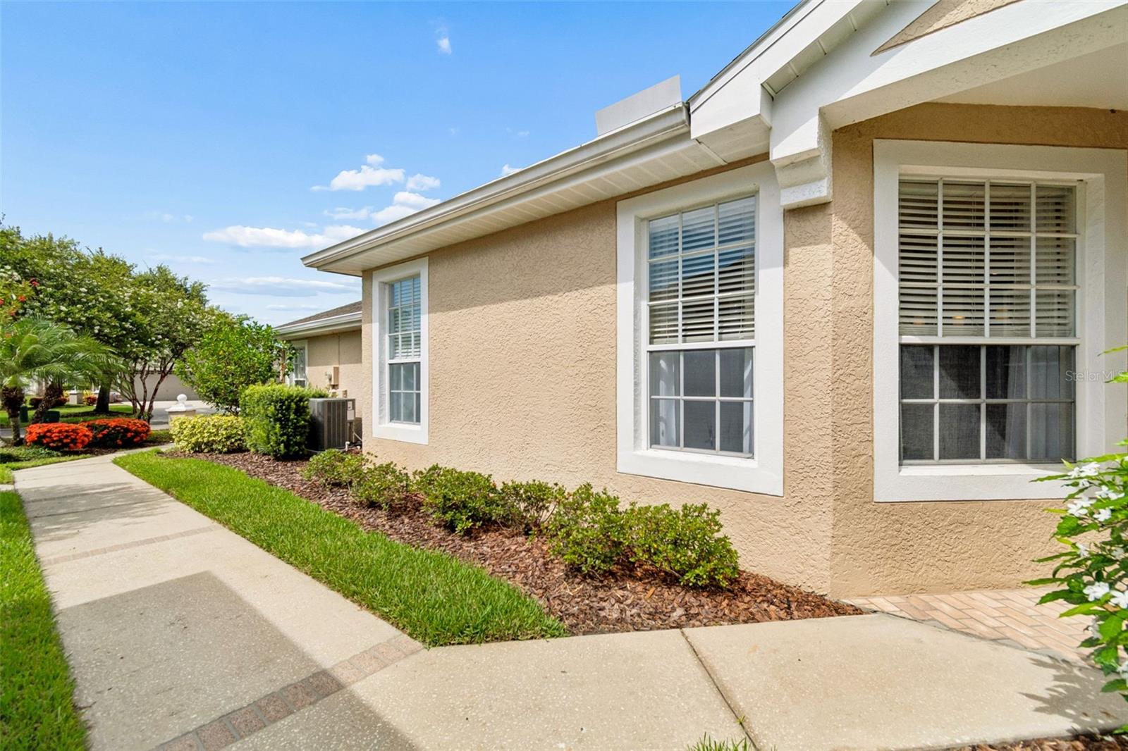 9828 BRIDGETON DR, TAMPA, FL — photo 7