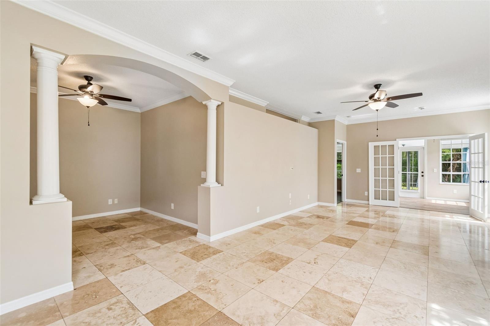 9828 BRIDGETON DR, TAMPA, FL — photo 15