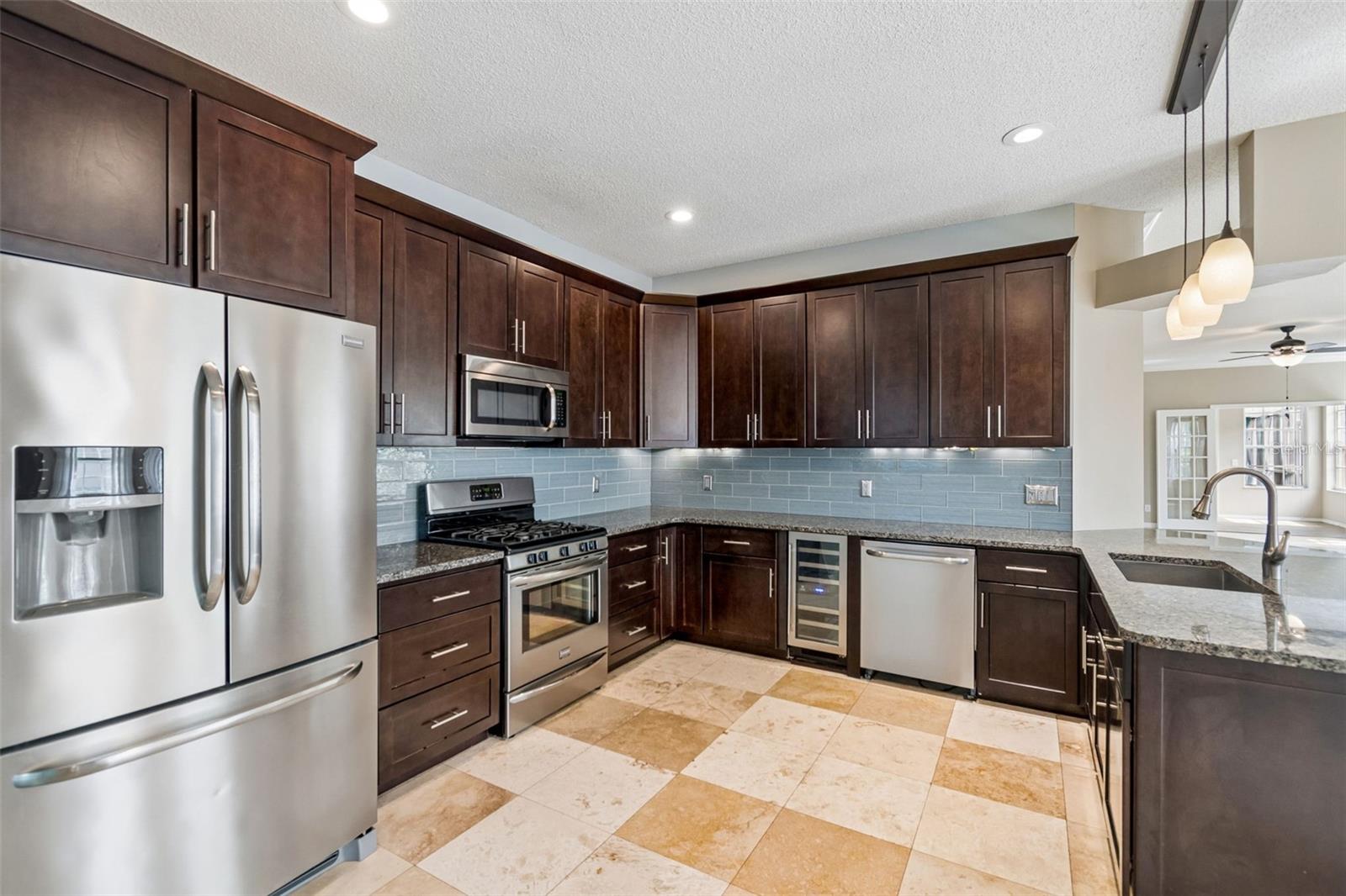 9828 BRIDGETON DR, TAMPA, FL — photo 20