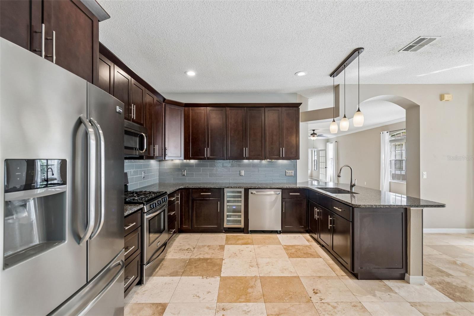 9828 BRIDGETON DR, TAMPA, FL — photo 21