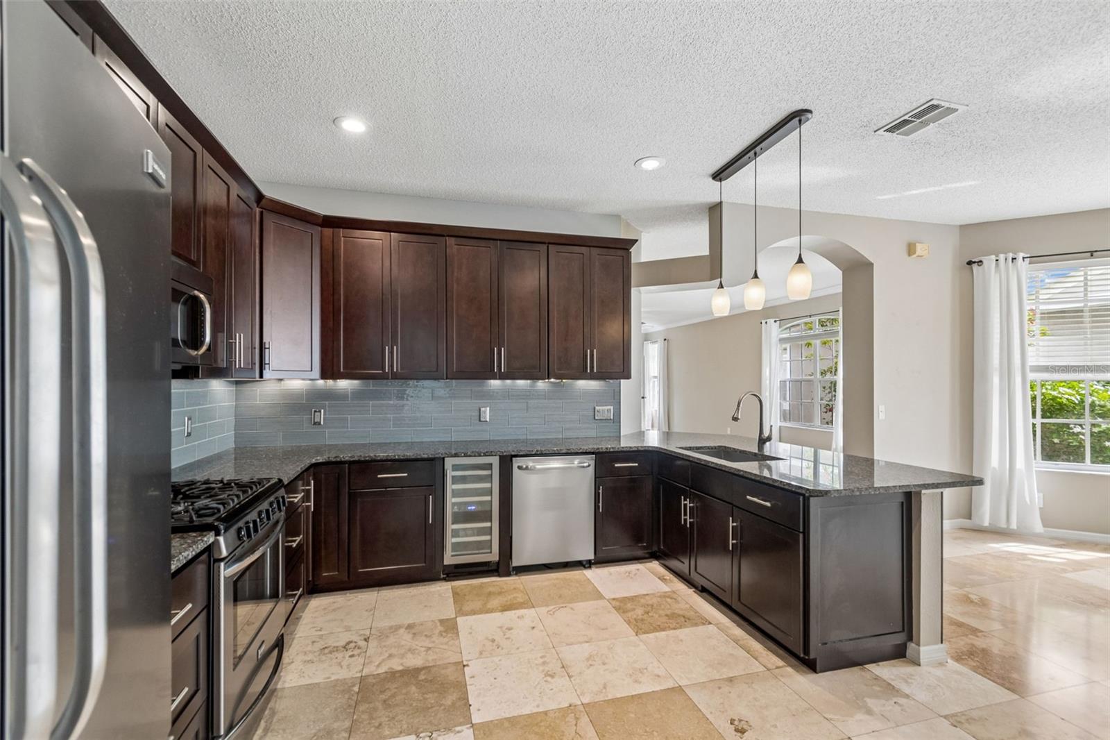 9828 BRIDGETON DR, TAMPA, FL — photo 22