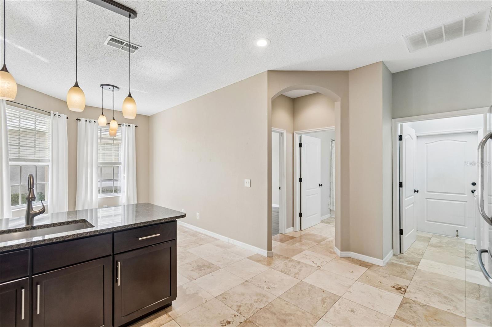 9828 BRIDGETON DR, TAMPA, FL — photo 24
