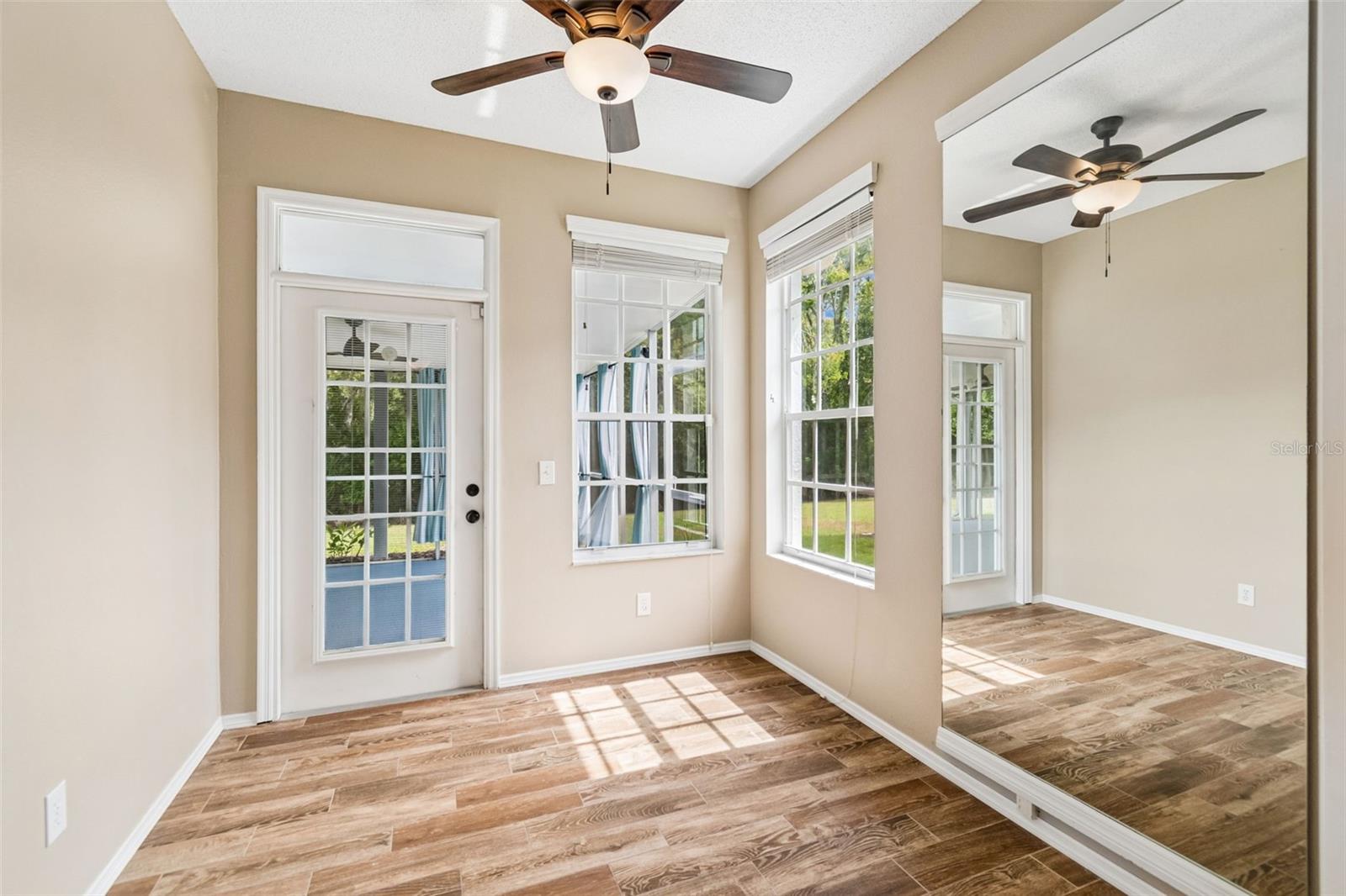 9828 BRIDGETON DR, TAMPA, FL — photo 30