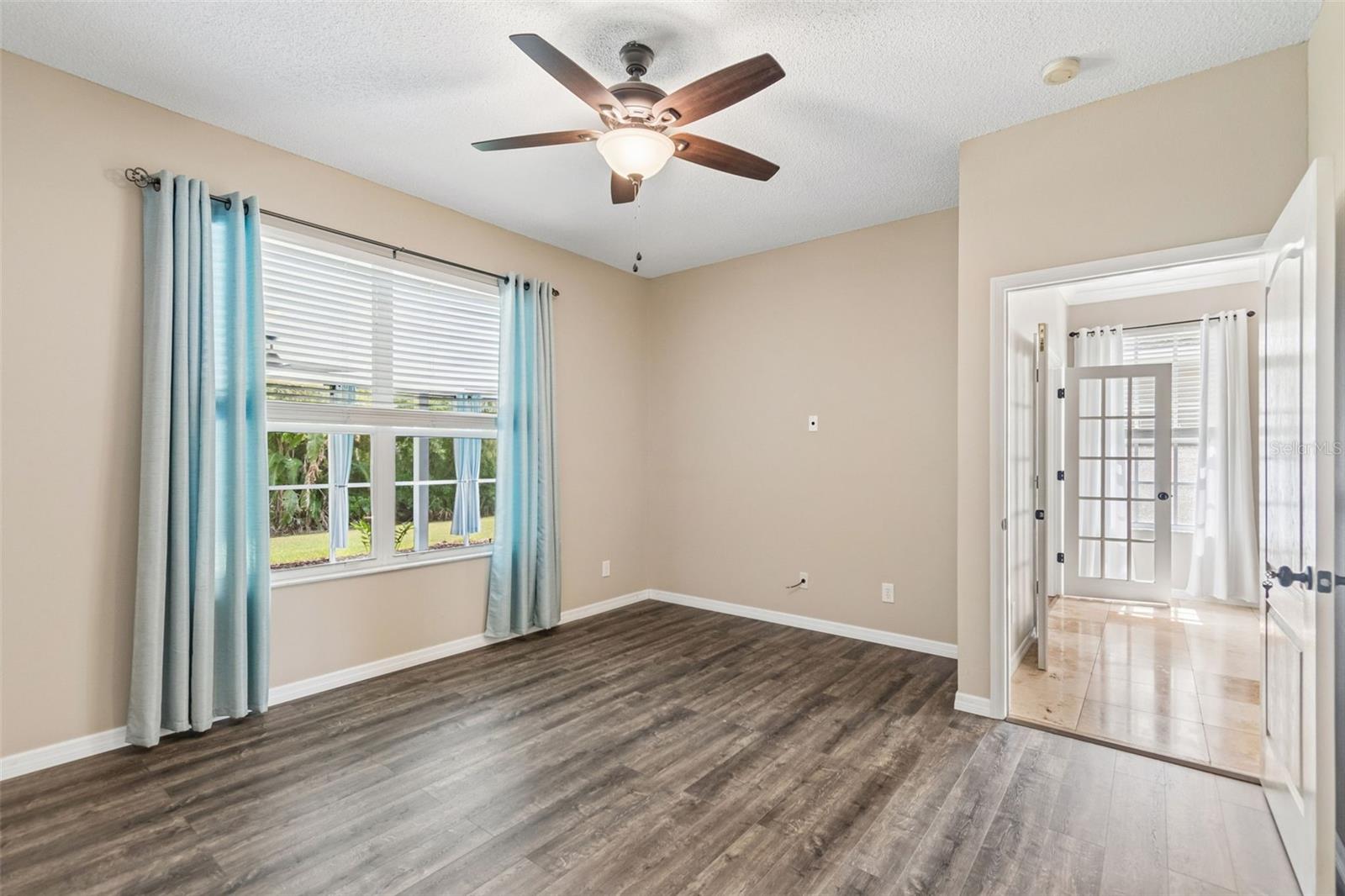 9828 BRIDGETON DR, TAMPA, FL — photo 33