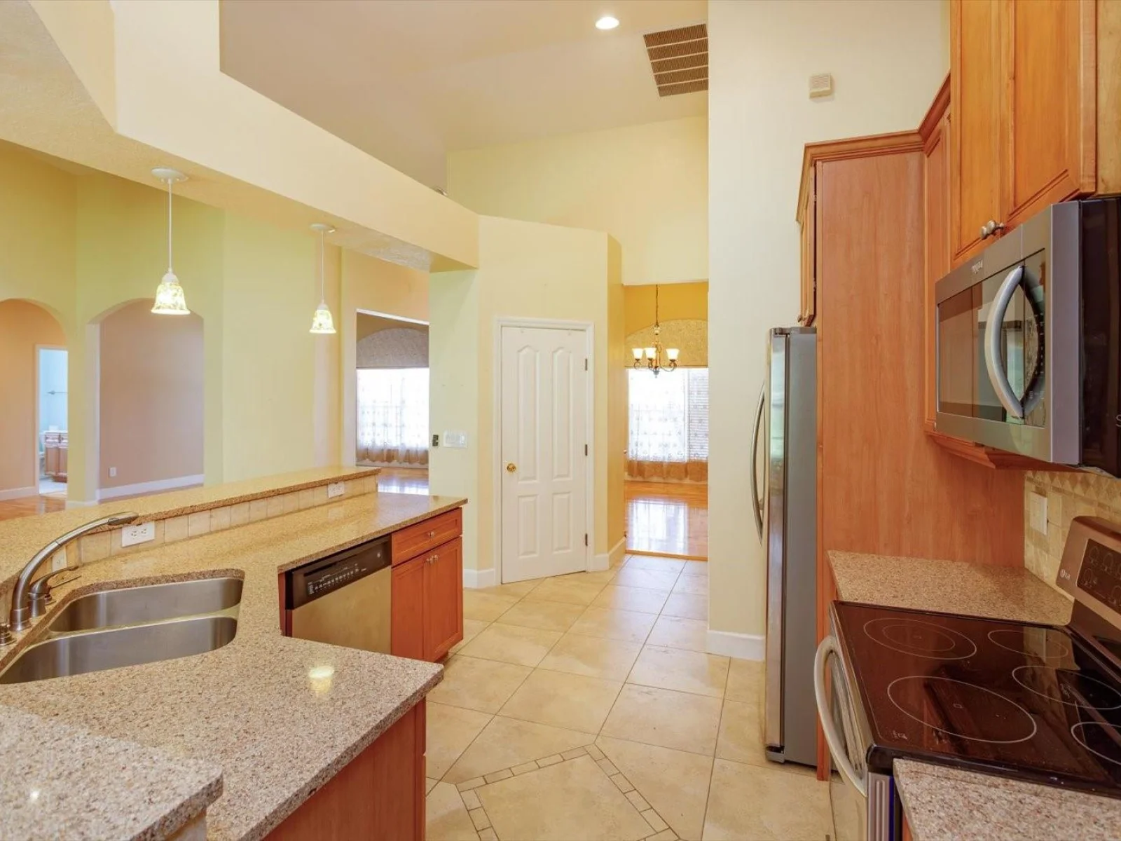 12560 KATHERINE CIR, CLERMONT, FL — photo 48
