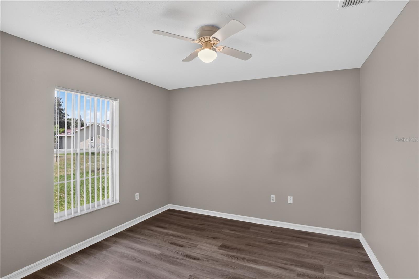 308 CLERMONT DR, KISSIMMEE, FL — photo 32